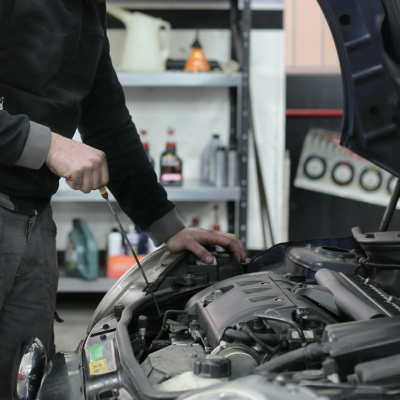 métiers de l'automobile