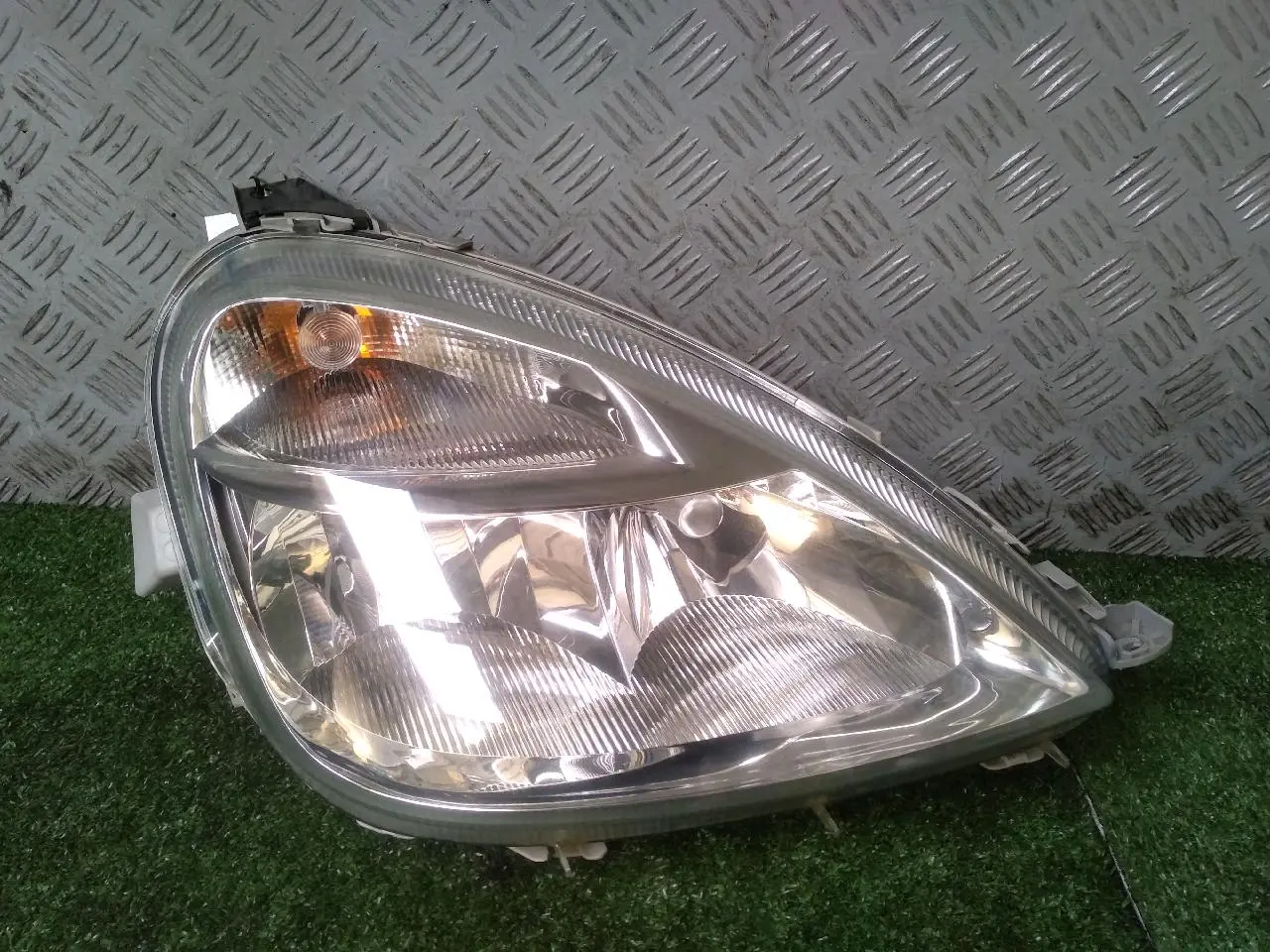 Phare avant droit d'occasion Mercedes