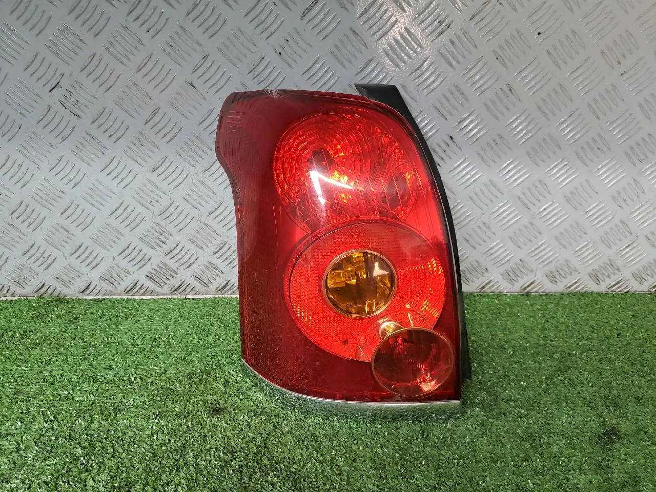 Feu arrière d'occasion Toyota